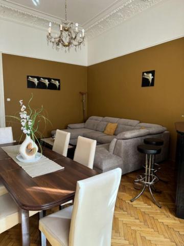 Izabella Home Budapest Luaran gambar