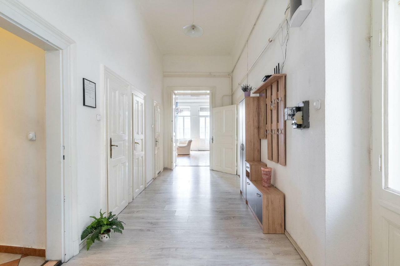 Izabella Home Budapest Luaran gambar