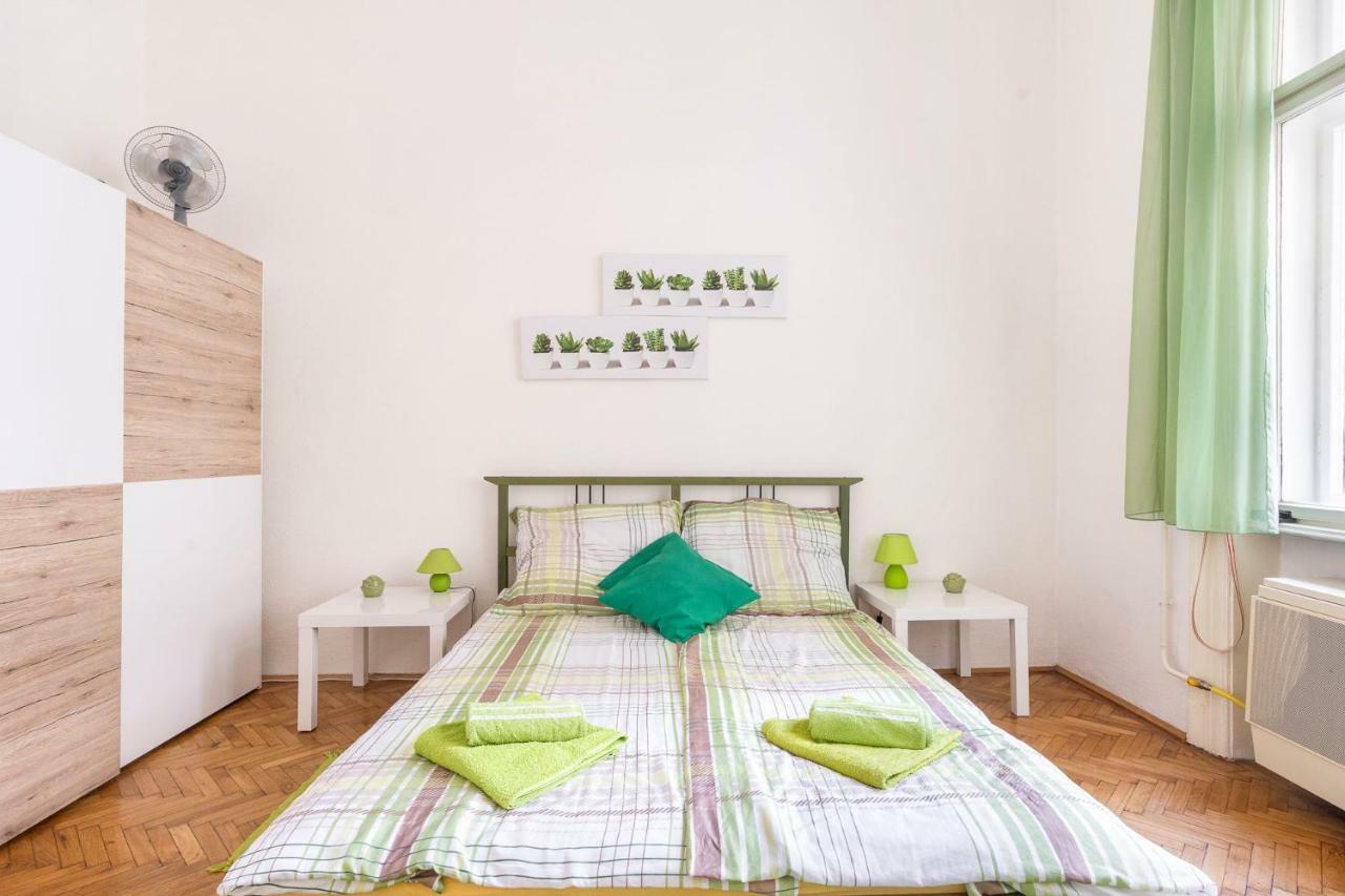 Izabella Home Budapest Luaran gambar