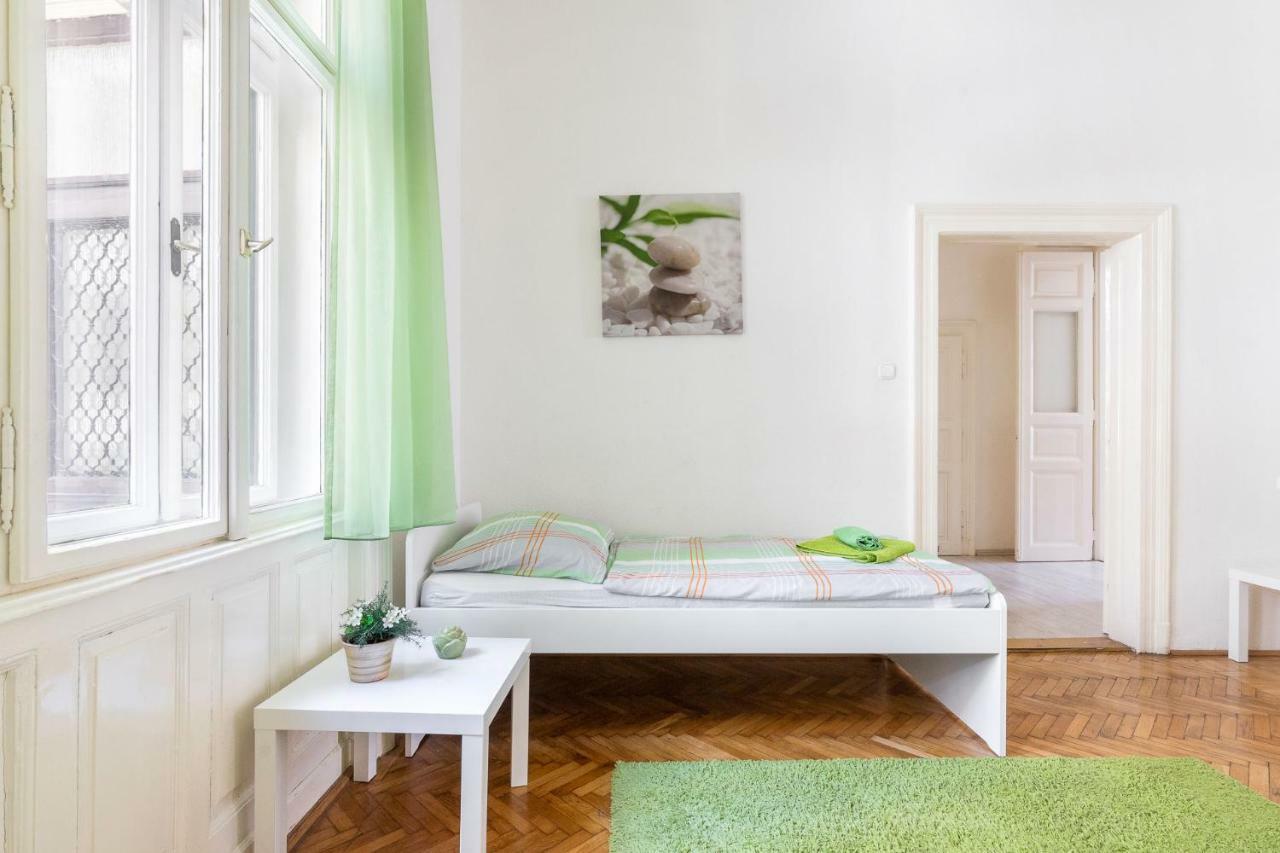 Izabella Home Budapest Luaran gambar
