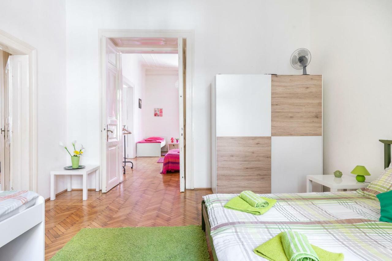 Izabella Home Budapest Luaran gambar